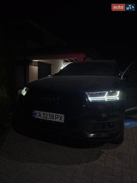 Внедорожник / Кроссовер Audi Q7 2016 в Киеве