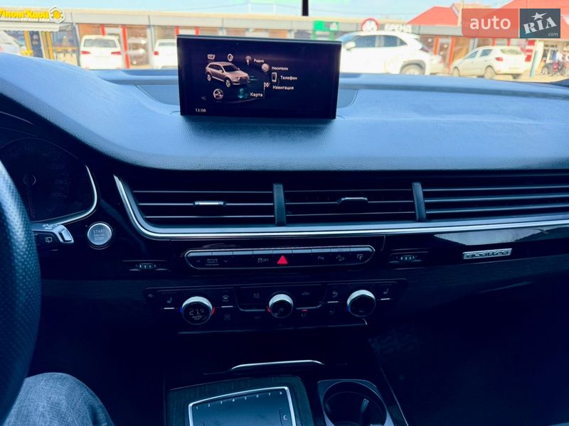 Позашляховик / Кросовер Audi Q7 2015 в Виноградові