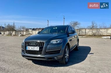 Внедорожник / Кроссовер Audi Q7 2015 в Ровно