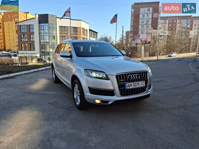 Внедорожник / Кроссовер Audi Q7 2013 в Тернополе