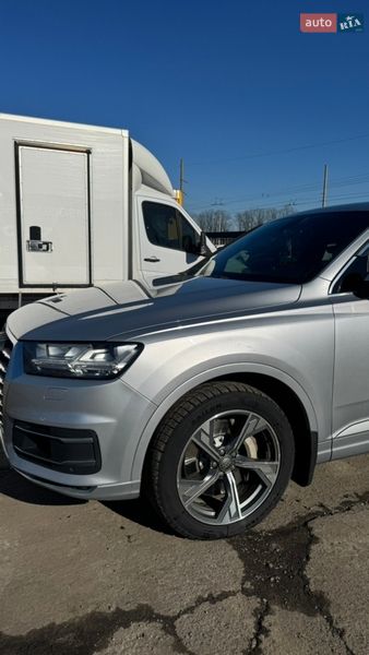 Позашляховик / Кросовер Audi Q7 2016 в Полтаві