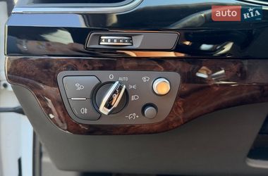 Позашляховик / Кросовер Audi Q7 2016 в Луцьку