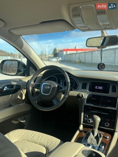 Внедорожник / Кроссовер Audi Q7 2011 в Николаеве