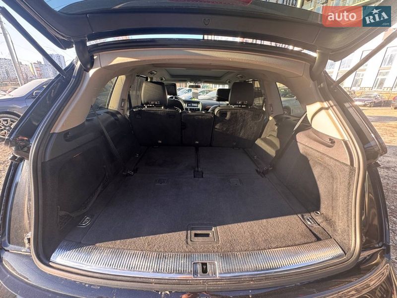Внедорожник / Кроссовер Audi Q7 2014 в Киеве