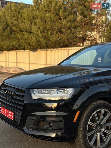 Внедорожник / Кроссовер Audi Q7 2017 в Луцке