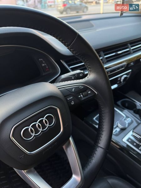 Внедорожник / Кроссовер Audi Q7 2017 в Луцке