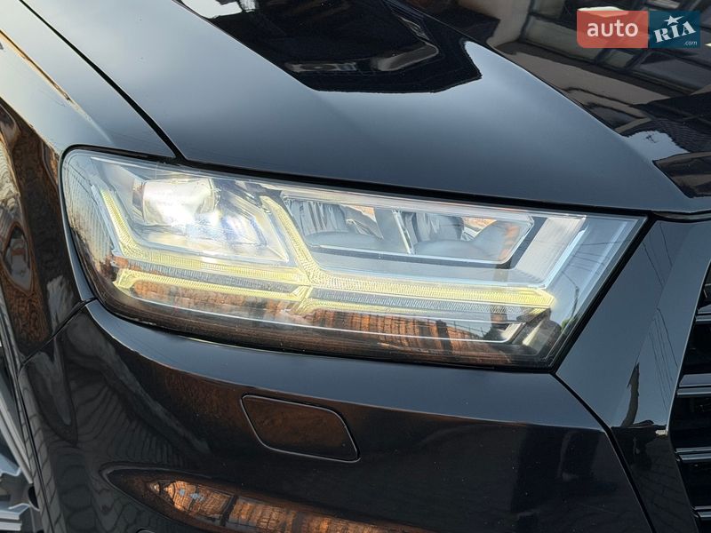 Внедорожник / Кроссовер Audi Q7 2017 в Белой Церкви