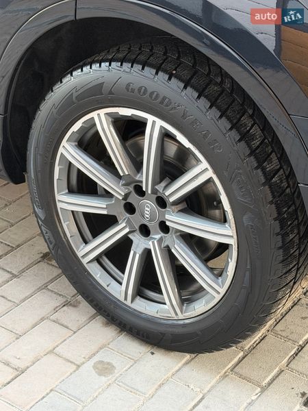 Внедорожник / Кроссовер Audi Q7 2017 в Белой Церкви