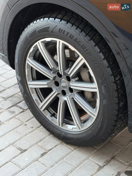 Внедорожник / Кроссовер Audi Q7 2017 в Белой Церкви