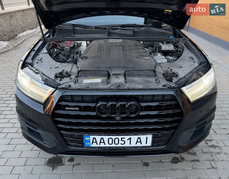 Внедорожник / Кроссовер Audi Q7 2017 в Белой Церкви