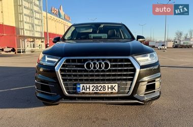 Внедорожник / Кроссовер Audi Q7 2017 в Киеве