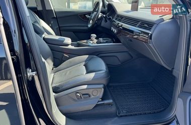 Внедорожник / Кроссовер Audi Q7 2017 в Киеве