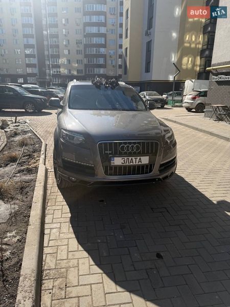 Audi Q7 2011