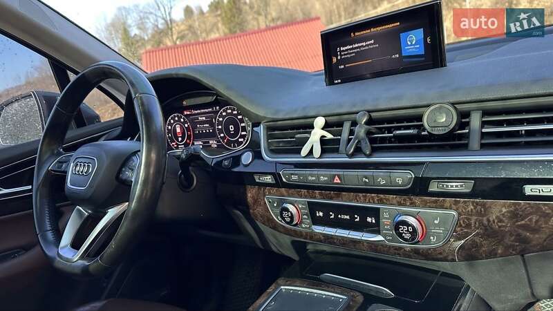 Внедорожник / Кроссовер Audi Q7 2016 в Межгорье