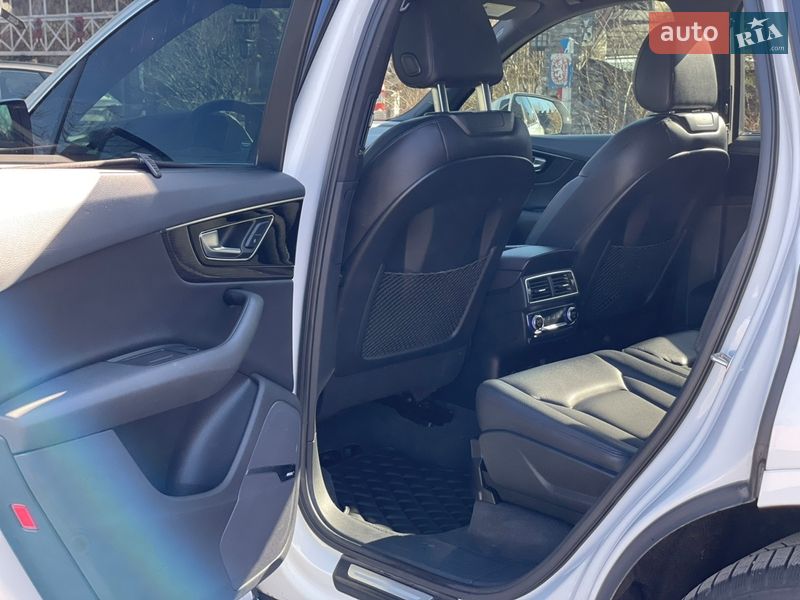 Внедорожник / Кроссовер Audi Q7 2018 в Ивано-Франковске