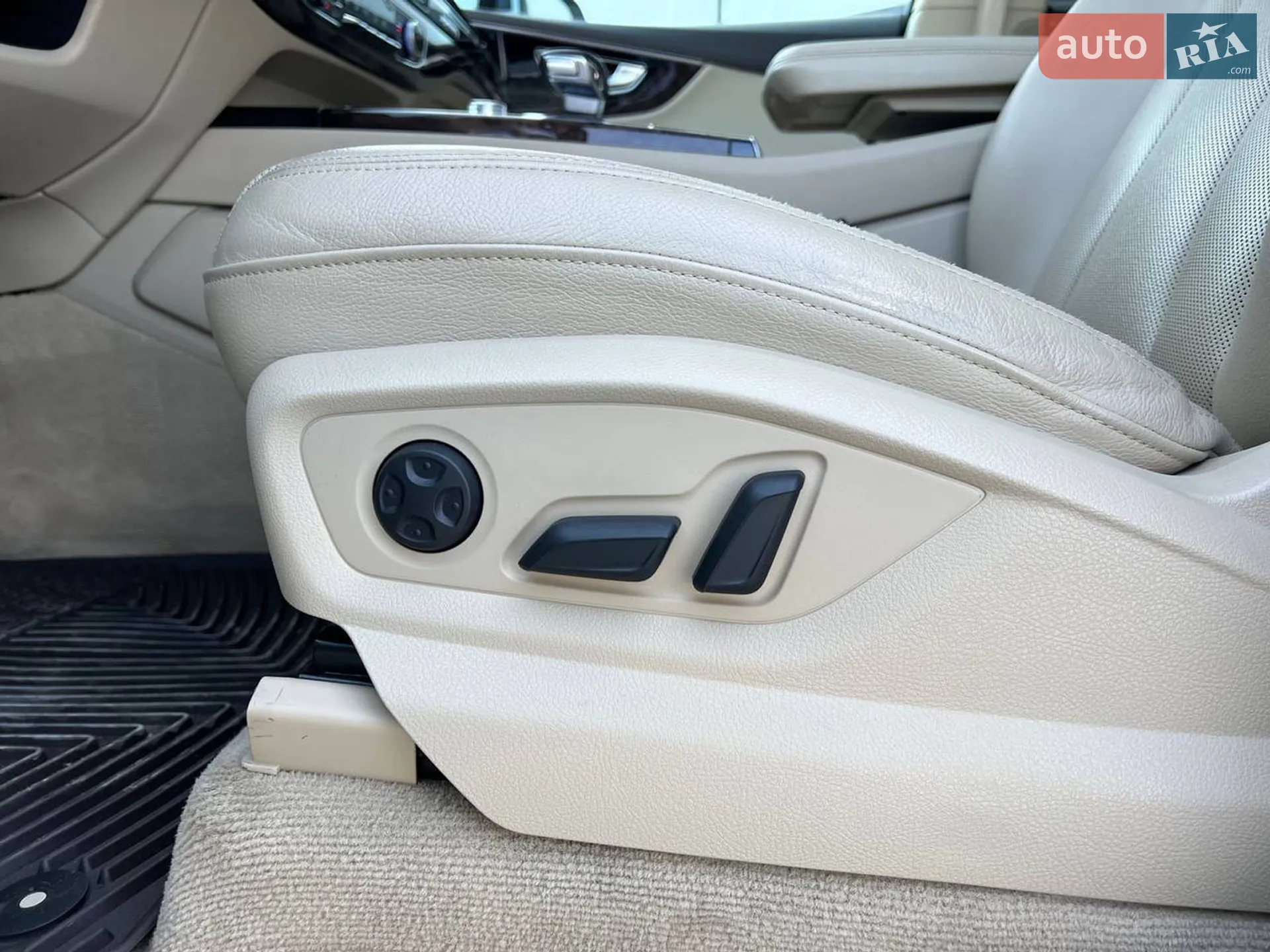 2018 Audi Q7 - мініатюра 20