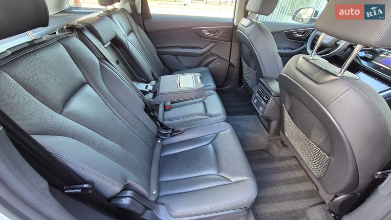 Внедорожник / Кроссовер Audi Q7 2023 в Киеве