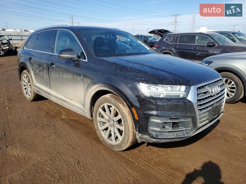 Позашляховик / Кросовер Audi Q7 2019 в Львові