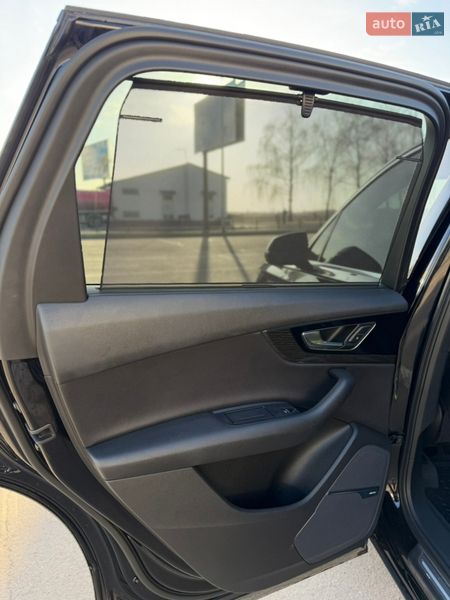 Позашляховик / Кросовер Audi Q7 2017 в Києві фото 21 Позашляховик / Кросовер Audi Q7 2017 в Києві