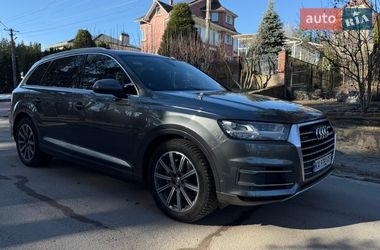 Внедорожник / Кроссовер Audi Q7 2017 в Киеве