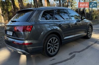 Внедорожник / Кроссовер Audi Q7 2017 в Киеве