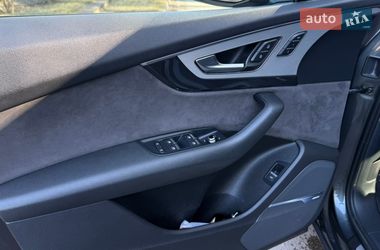 Внедорожник / Кроссовер Audi Q7 2017 в Киеве