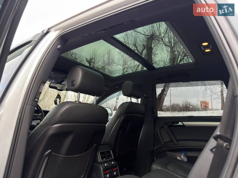 Внедорожник / Кроссовер Audi Q7 2010 в Киеве