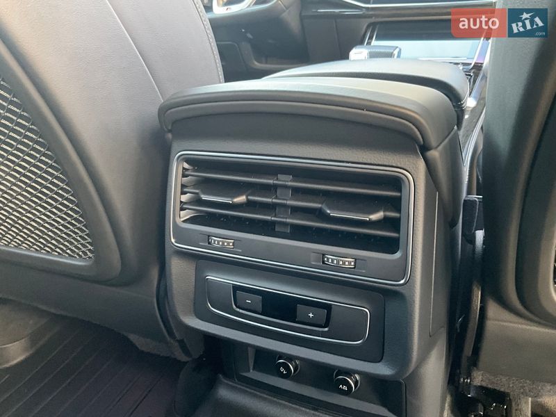 Внедорожник / Кроссовер Audi Q7 2020 в Тернополе