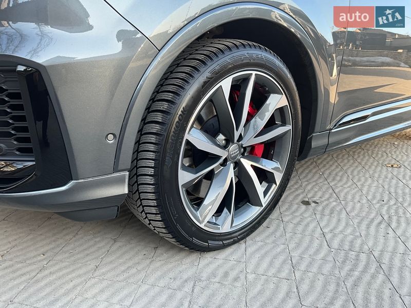 Внедорожник / Кроссовер Audi Q7 2020 в Тернополе