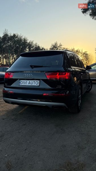 Позашляховик / Кросовер Audi Q7 2016 в Києві