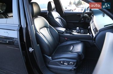Внедорожник / Кроссовер Audi Q7 2015 в Киеве