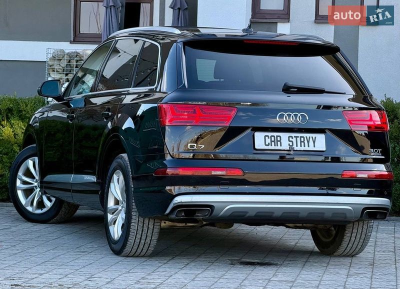 Позашляховик / Кросовер Audi Q7 2018 в Стрию