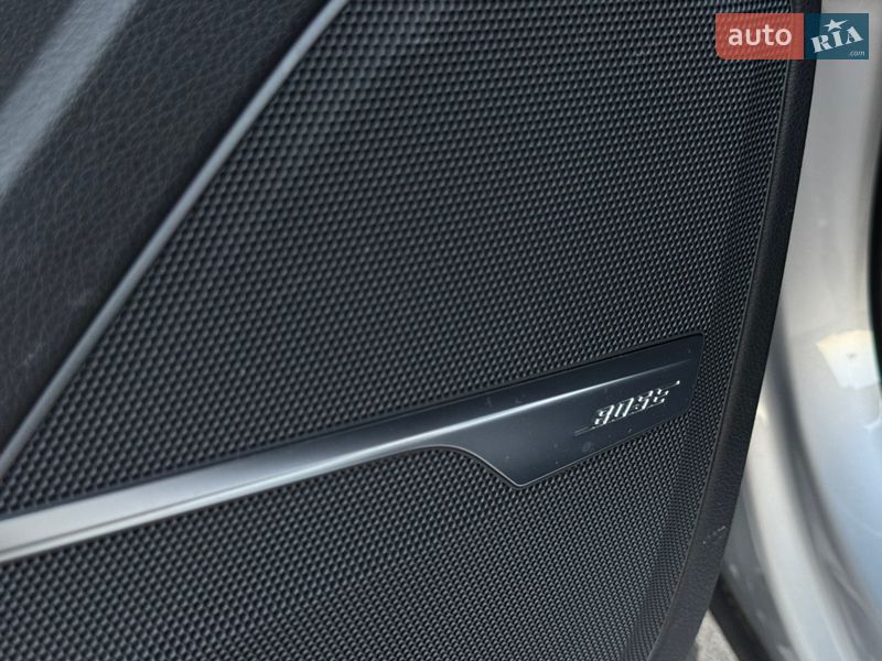 Позашляховик / Кросовер Audi Q7 2017 в Києві