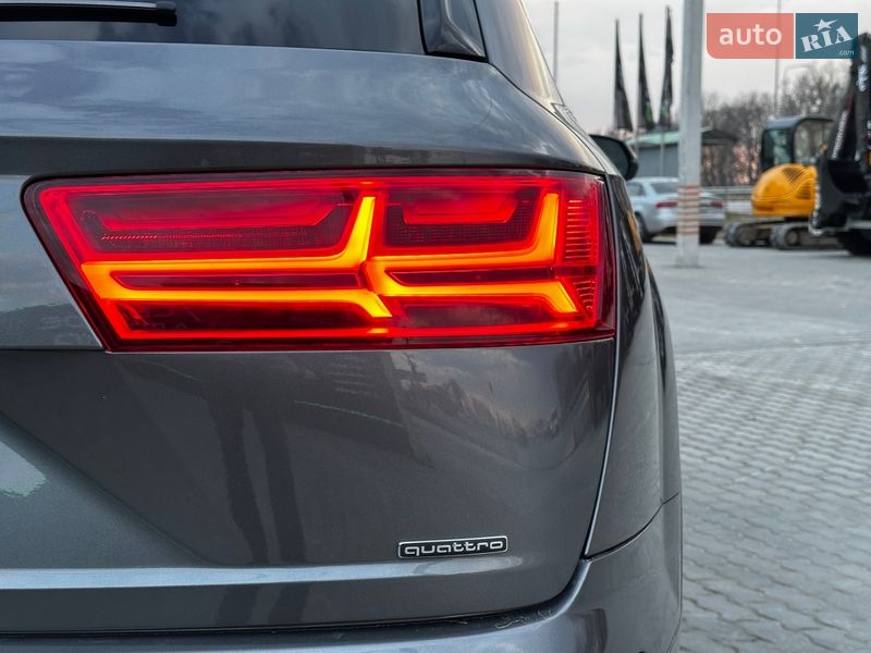 Позашляховик / Кросовер Audi Q7 2019 в Львові