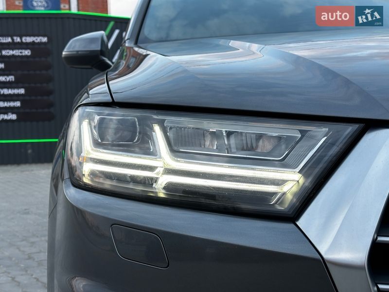 Позашляховик / Кросовер Audi Q7 2019 в Львові