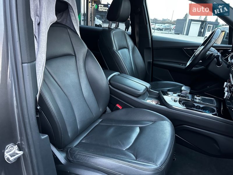 Позашляховик / Кросовер Audi Q7 2019 в Львові