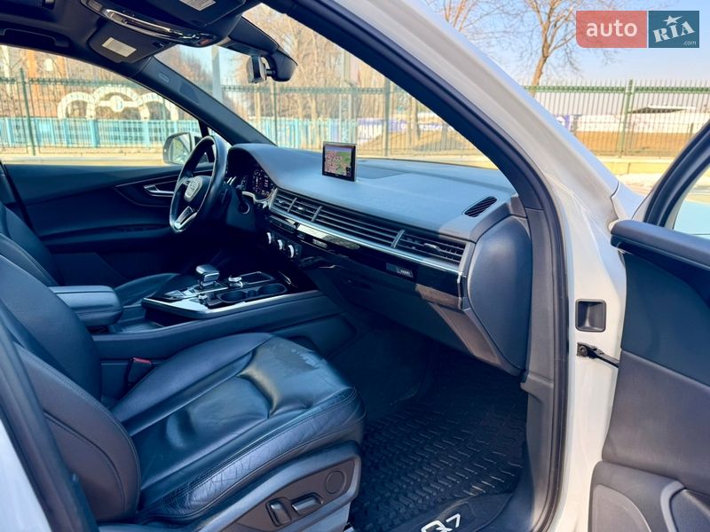 Внедорожник / Кроссовер Audi Q7 2018 в Харькове
