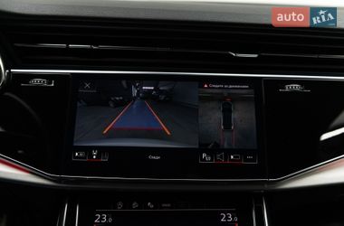 Позашляховик / Кросовер Audi Q7 2021 в Мукачевому