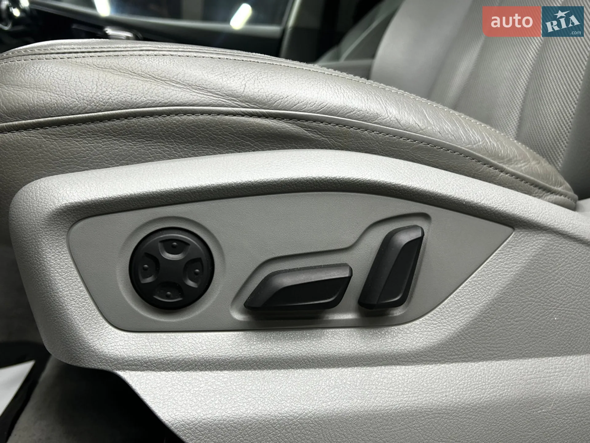 2019 Audi Q7 - мініатюра 14