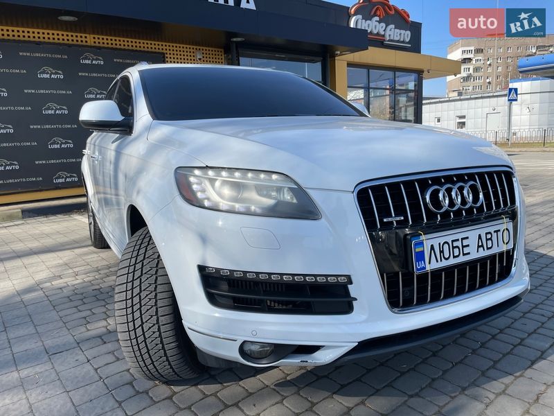 Позашляховик / Кросовер Audi Q7 2013 в Львові
