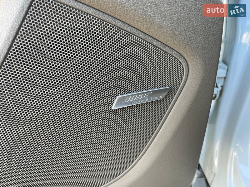 Позашляховик / Кросовер Audi Q7 2013 в Львові