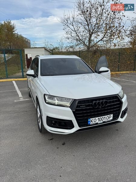 Внедорожник / Кроссовер Audi Q7 2018 в Ужгороде