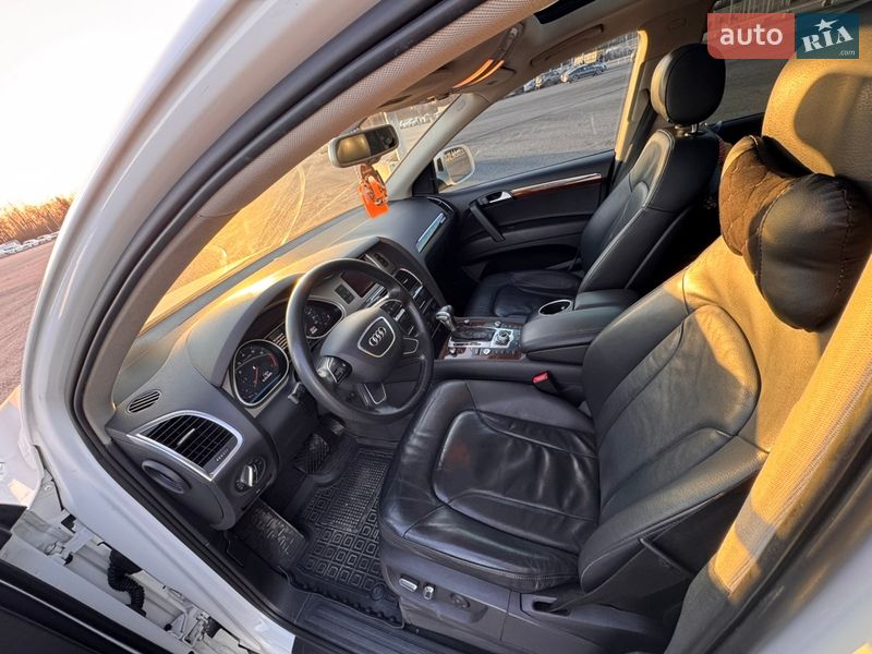 Внедорожник / Кроссовер Audi Q7 2015 в Львове