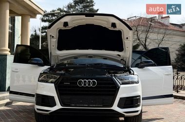 Позашляховик / Кросовер Audi Q7 2017 в Одесі