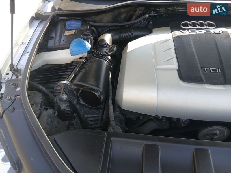 Внедорожник / Кроссовер Audi Q7 2010 в Кривом Роге