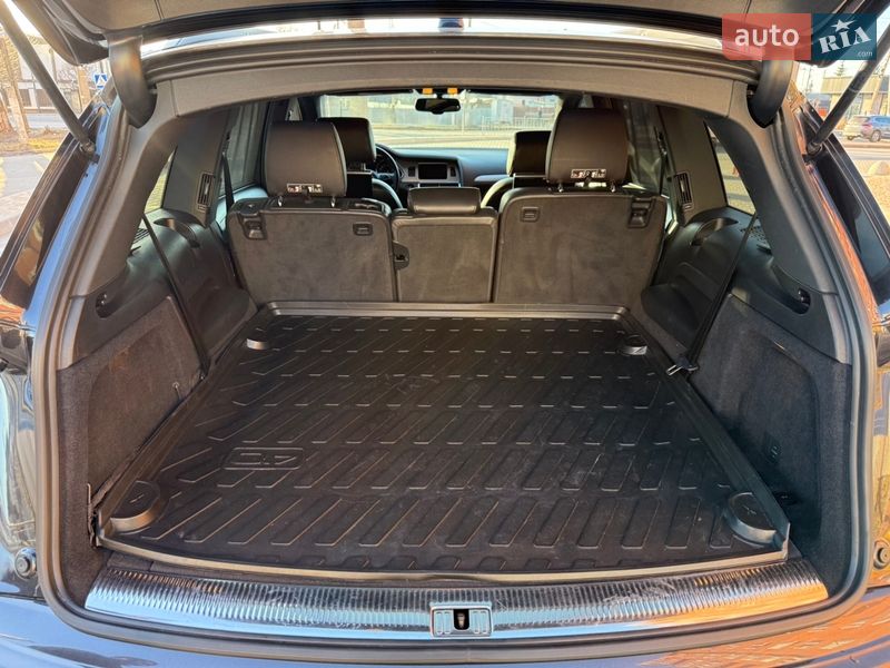 Внедорожник / Кроссовер Audi Q7 2014 в Киеве