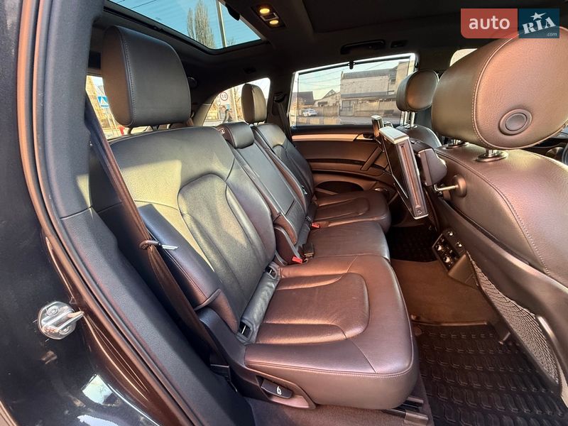 Внедорожник / Кроссовер Audi Q7 2014 в Киеве
