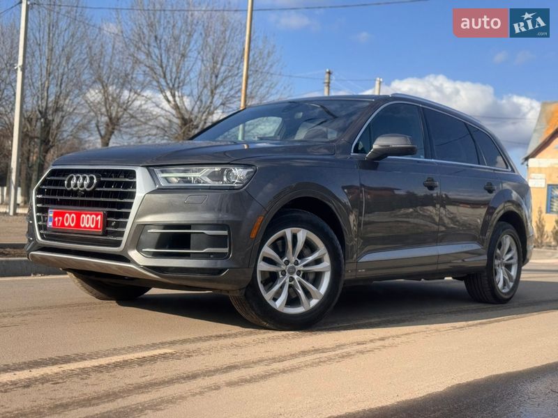 Внедорожник / Кроссовер Audi Q7 2019 в Лубнах