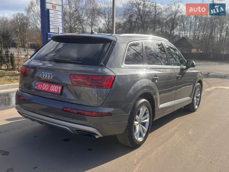 Внедорожник / Кроссовер Audi Q7 2019 в Лубнах