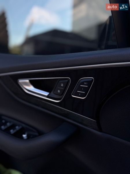 Внедорожник / Кроссовер Audi Q7 2016 в Тернополе